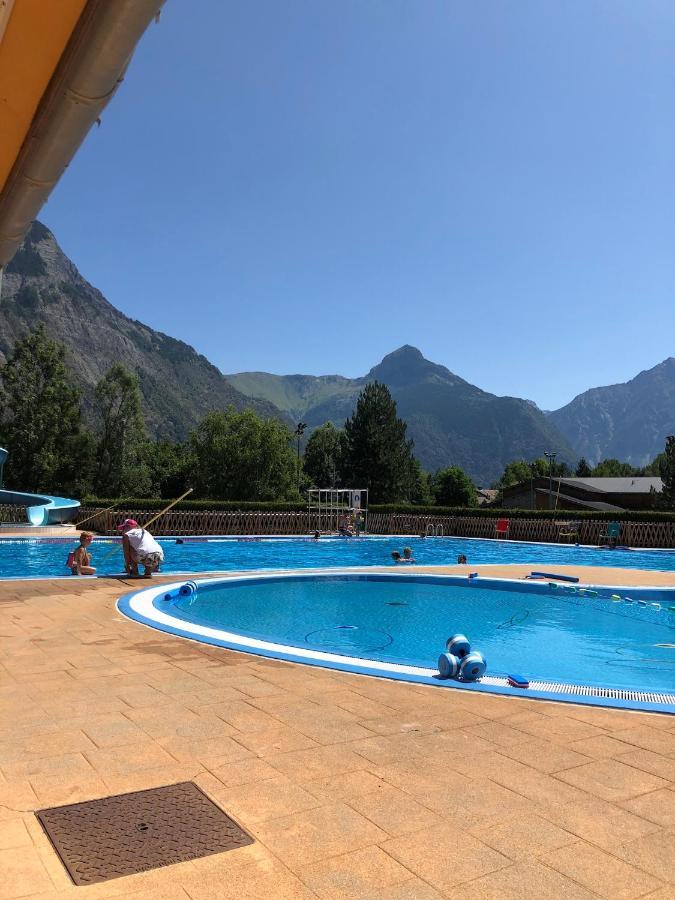 La Maison De La Montagne Le Bourg-d'Oisans Bagian luar foto
