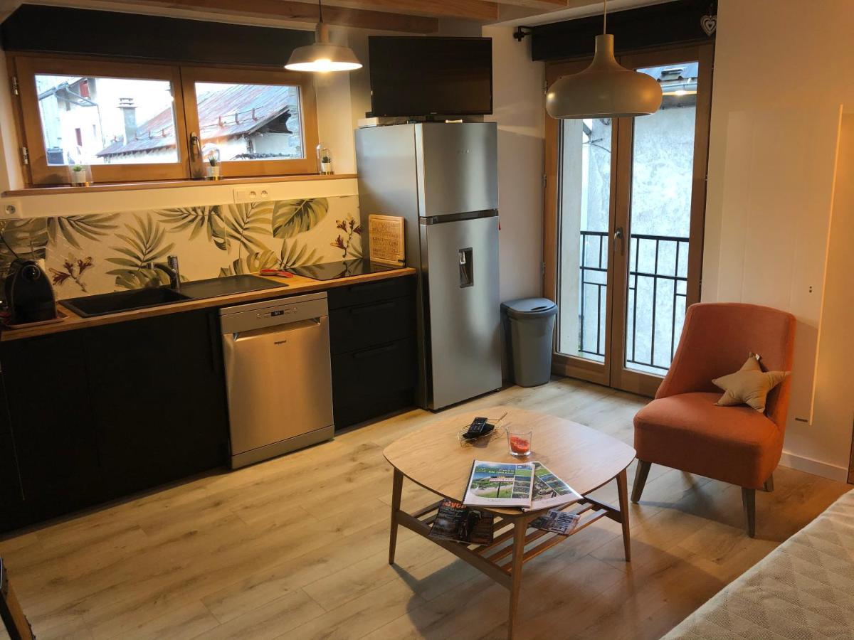 La Maison De La Montagne Le Bourg-d'Oisans Bagian luar foto
